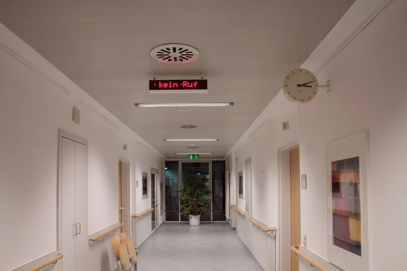 Les 5 règles d'or pour une signalétique efficace dans un hôpital