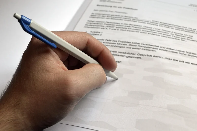 Les erreurs rédactionnelles qui font capser ta candidature