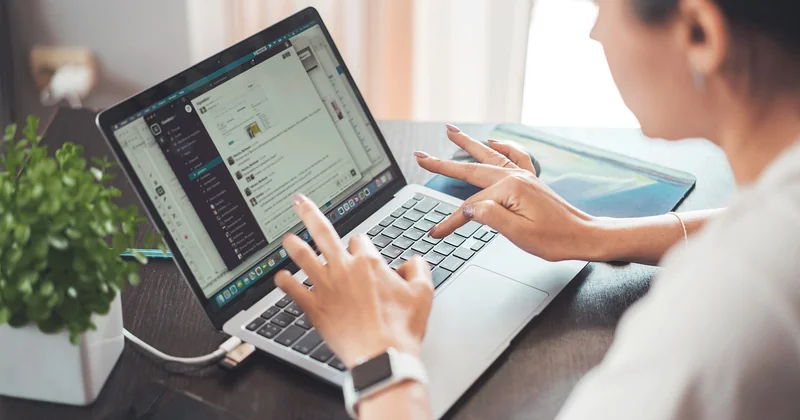 Première connexion : ce qui se passe réellement, écran par écran